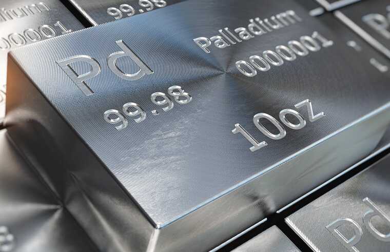 The US is considering imposing a 133% tariff on Russian palladium.