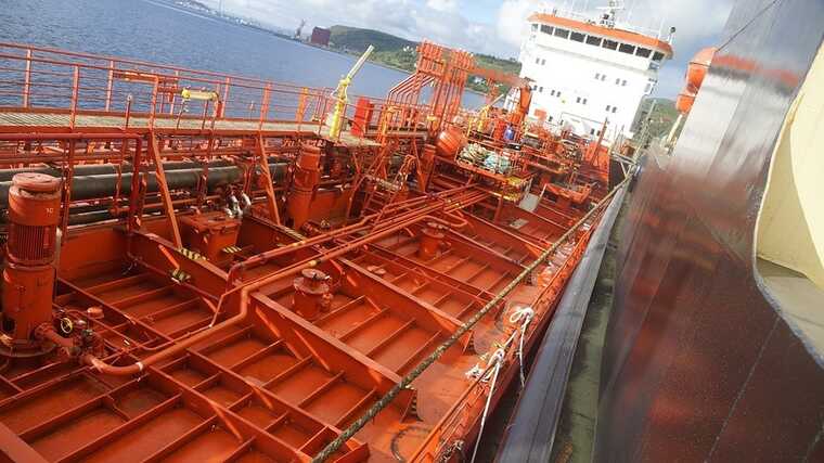 The personnel of the Volgoneft 239 tanker were saved following its submersion in the Kerch Strait.