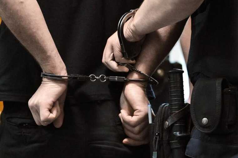 The killer who shot GRU deputy head Alekseev was detained abroad.