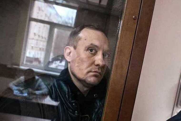 Head of Russian Railways' Rolling Stock Department Roman Khoykhin has been placed under house arrest in a bribery case.