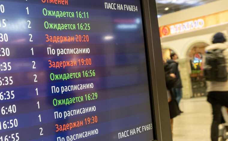 The Moscow-Dubai journey faced four schedule changes because of plane troubles, leading to a one-day postponement of the launch.